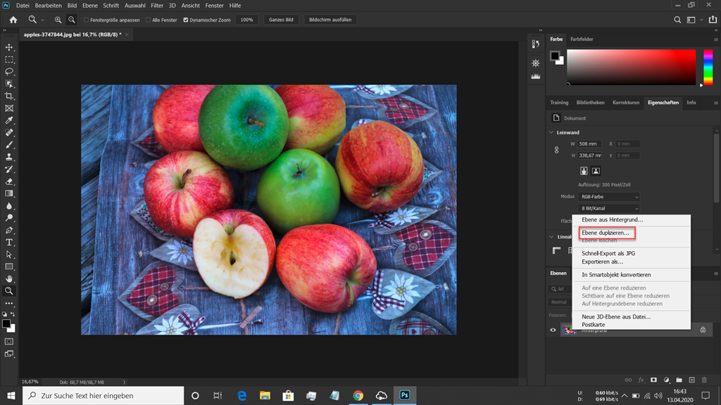 Rote und grüne Äpfel in Photoshop geladen mit Dialogfenster zum Duplizieren einer Ebebe